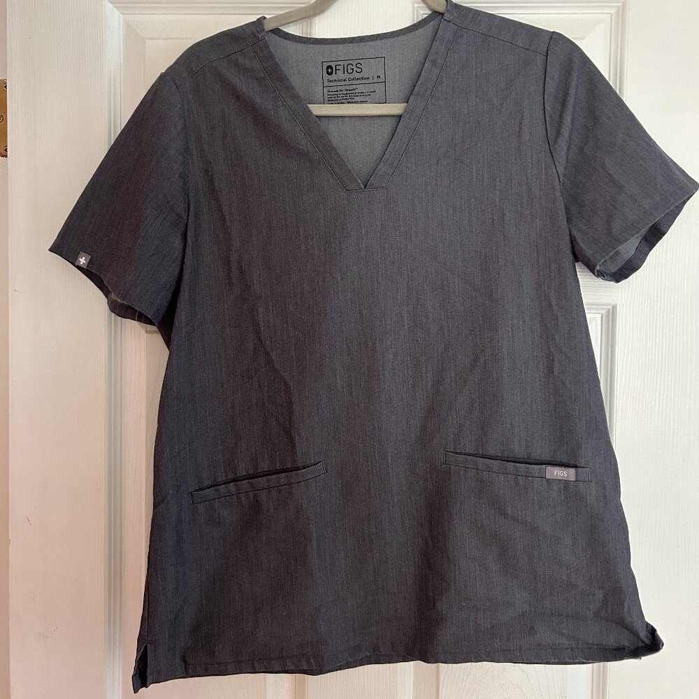 Figs Graphite Casma Scrub Top